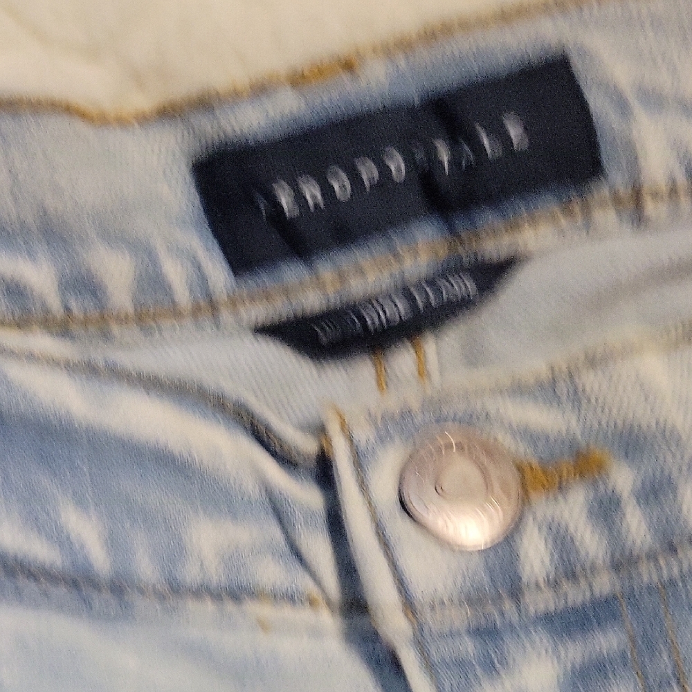 Aeropostare Light Wash Womens Blue Distressed Jeans 16R - Picture 5 of 8